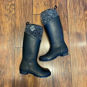 Women’s Size 6 Muck Boot
